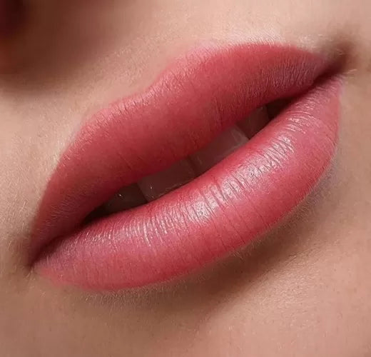 Raspberry Tartlet Brovi Lip Blush Look